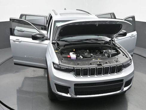 New 2025 Jeep Grand Cherokee L Laredo w/ Luxury Tech Group I image 64