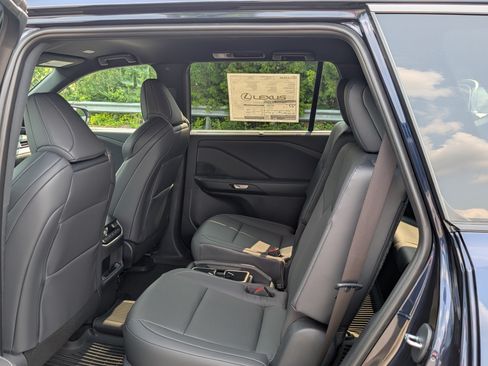 New 2026 Lexus TX 500h AWD w/ Technology Package image 13