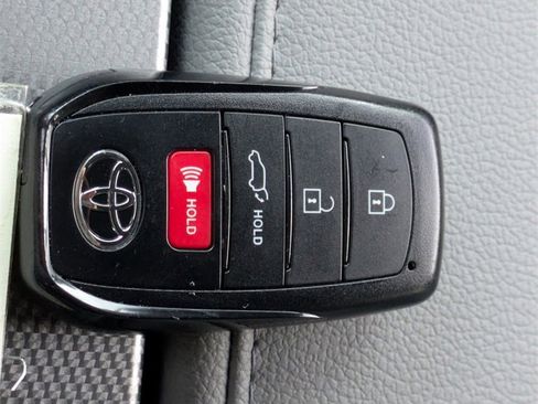 Certified 2025 Toyota Sequoia Limited image 31