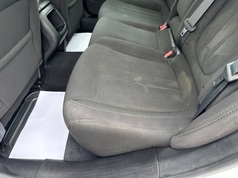 Used 2016 Chrysler 200 Limited w/ Convenience Group FWD image 29