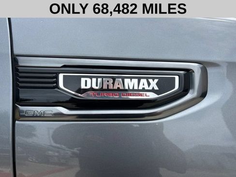 Used 2021 GMC Sierra 1500 AT4 w/ Technology Package AWD/4WD image 4