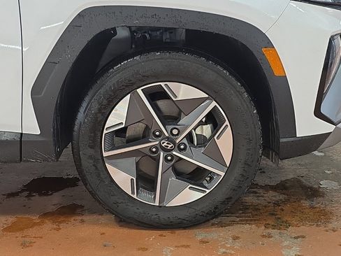 Certified 2025 Hyundai Tucson SEL image 8