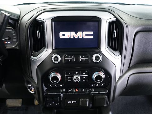 Used 2020 GMC Sierra 1500 SLT image 39