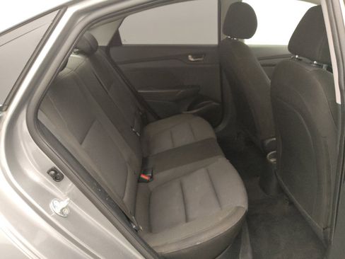 Used 2021 Hyundai Accent SE FWD image 19