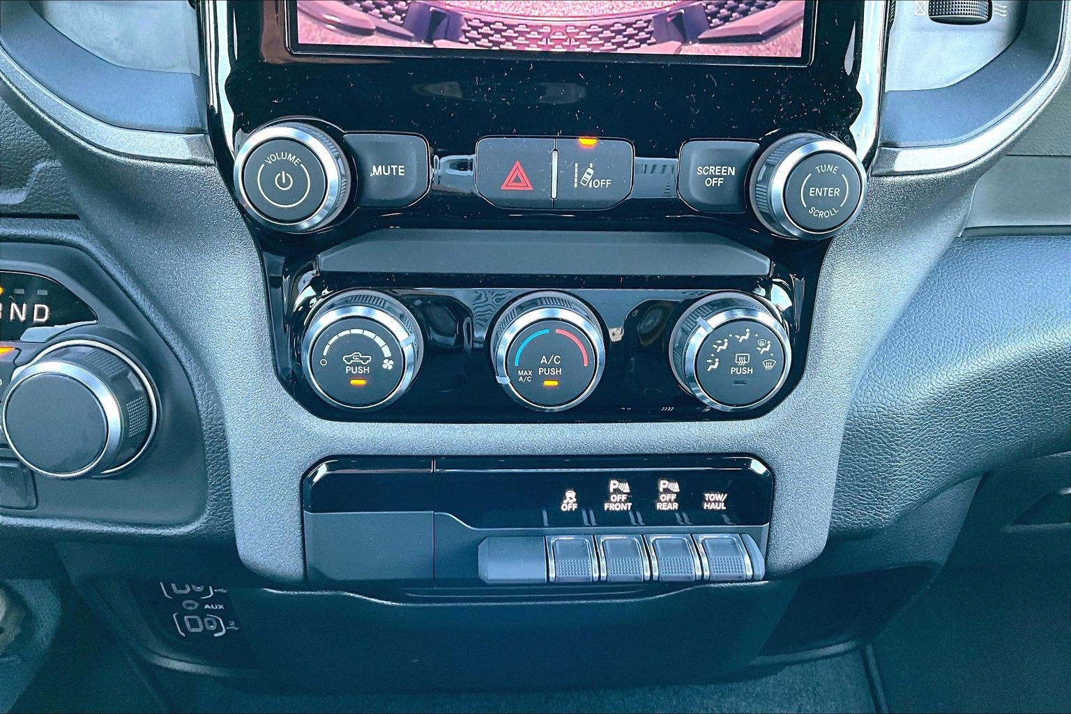 Used 2025 RAM 1500 Tradesman AWD/4WD image 26