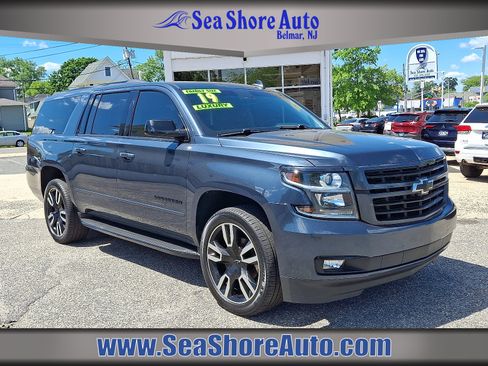Used 2019 Chevrolet Suburban Premier AWD/4WD image 1