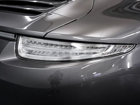 Used 2013 Porsche 911 Carrera 4S AWD/4WD image 38