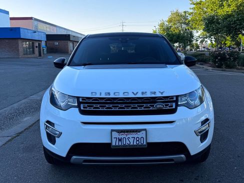 Used 2015 Land Rover Discovery Sport HSE Luxury image 5