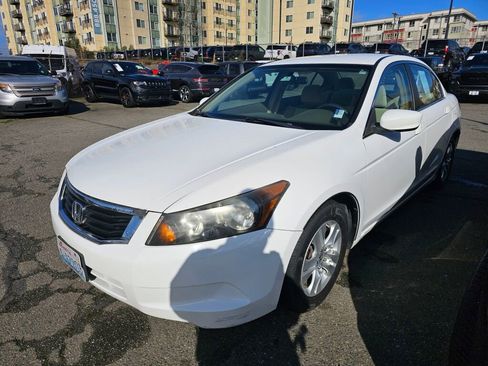 Used 2009 Honda Accord LX-P image 3