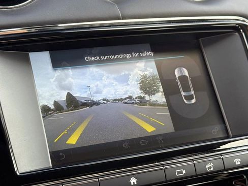 Used 2017 Jaguar XJ L Portfolio AWD/4WD image 24