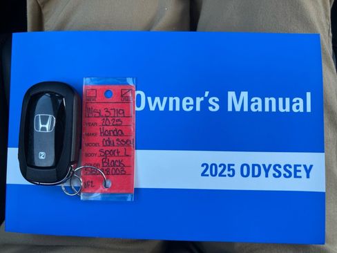 Certified 2025 Honda Odyssey Sport-L image 38