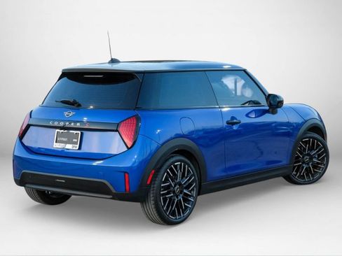 Used 2025 MINI Cooper S image 6