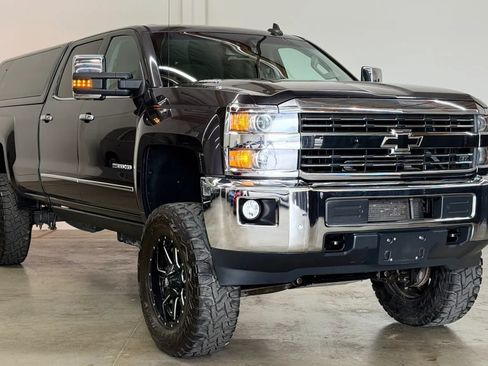Used 2016 Chevrolet Silverado 2500 LTZ w/ Duramax Plus Package AWD/4WD image 2