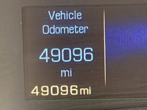 Used 2016 Cadillac SRX Luxury image 8