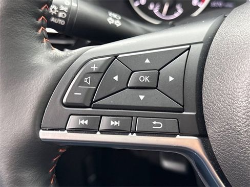 Certified 2025 Nissan Sentra SR w/ SR Premium Package image 23