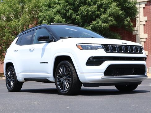 Used 2023 Jeep Compass High Altitude AWD/4WD image 1