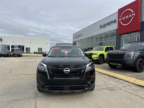 Certified 2025 Nissan Pathfinder SV w/ Black Appearance Package image 2