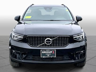 Certified 2024 Volvo XC40 B5 Plus w/ Protection Package Premier