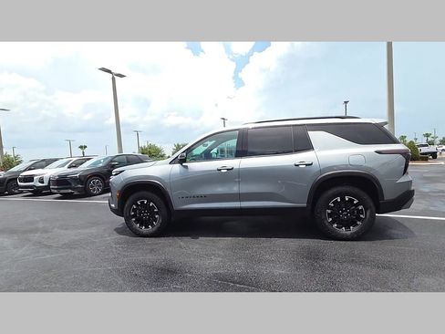 New 2026 Chevrolet Traverse Z71 w/ Driver Confidence Package AWD/4WD image 24