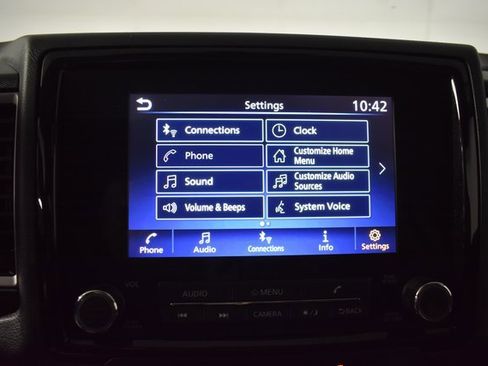 Certified 2024 Nissan Frontier SL image 22