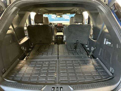 Used 2022 Ford Explorer ST-Line w/ Class IV Trailer Tow Package AWD/4WD image 28