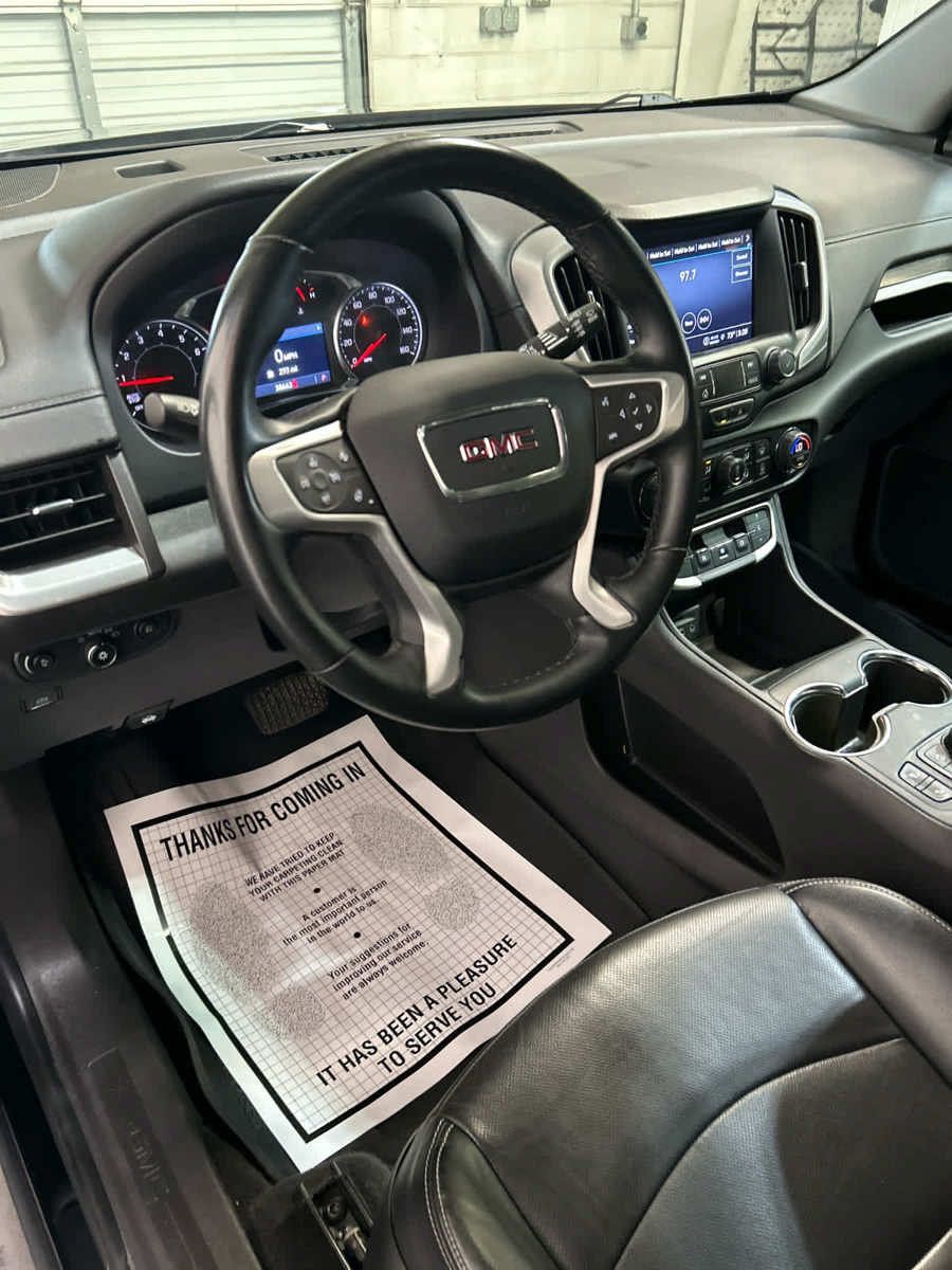 Used 2024 GMC Terrain SLT w/ Elevation Edition AWD/4WD image 8