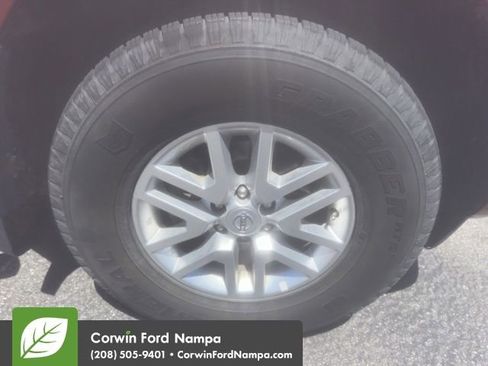 Used 2019 Nissan Frontier SV AWD/4WD image 5