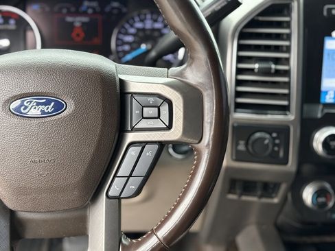 Used 2019 Ford F350 Limited image 17