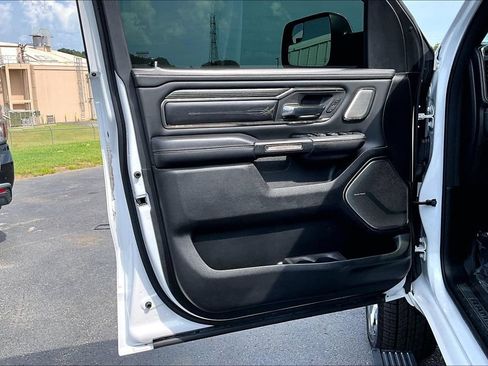 Used 2021 RAM 1500 Limited AWD/4WD image 23