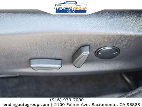 Used 2017 Ford Focus Titanium w/ Titanium Technology Package image 19