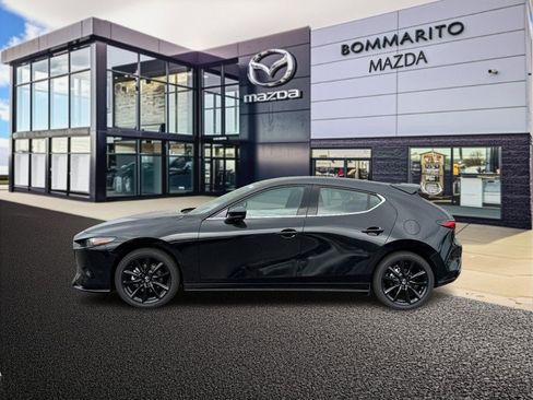 New 2026 MAZDA MAZDA3 Hatchback w/Premium Plus Pkg image 2