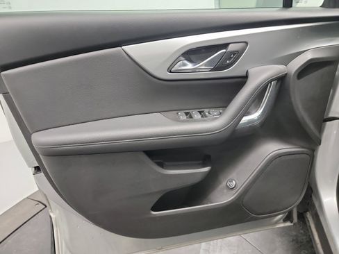 Used 2019 Chevrolet Blazer LT image 13