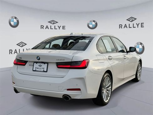 Certified 2023 BMW 330i xDrive 330i xDrive w/ Premium Package image 4