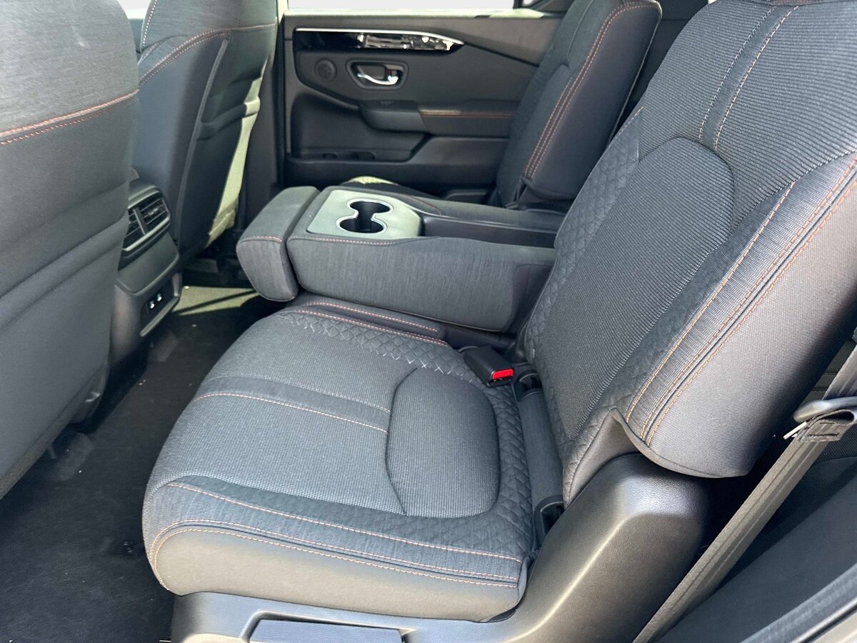 New 2026 Honda Pilot Sport image 12