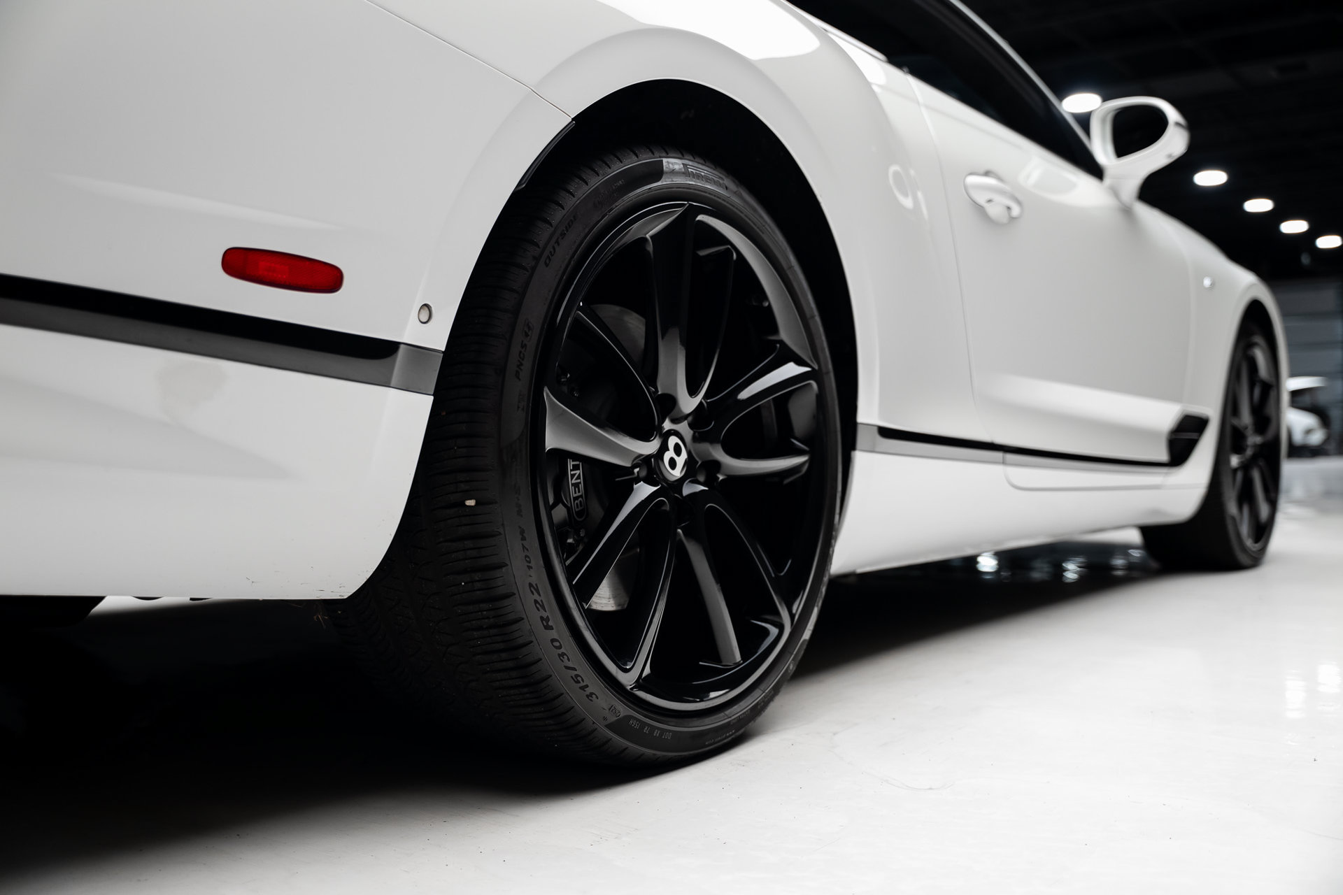 Used 2022 Bentley Continental GT AWD/4WD image 79