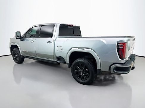 Used 2024 GMC Sierra 2500 AT4 w/ AT4 Premium Plus Package AWD/4WD image 6