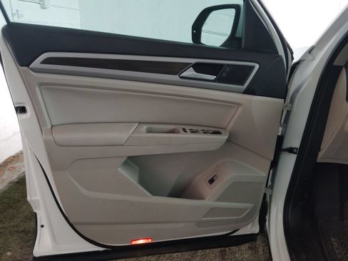 Used 2019 Volkswagen Atlas SE FWD image 20