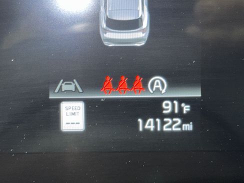 Used 2025 Kia Sportage EX FWD image 24