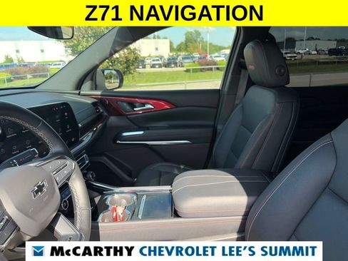 Used 2024 Chevrolet Traverse Z71 AWD/4WD image 53