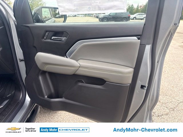 New 2026 Chevrolet Colorado ZR2 w/ Technology Package AWD/4WD image 15