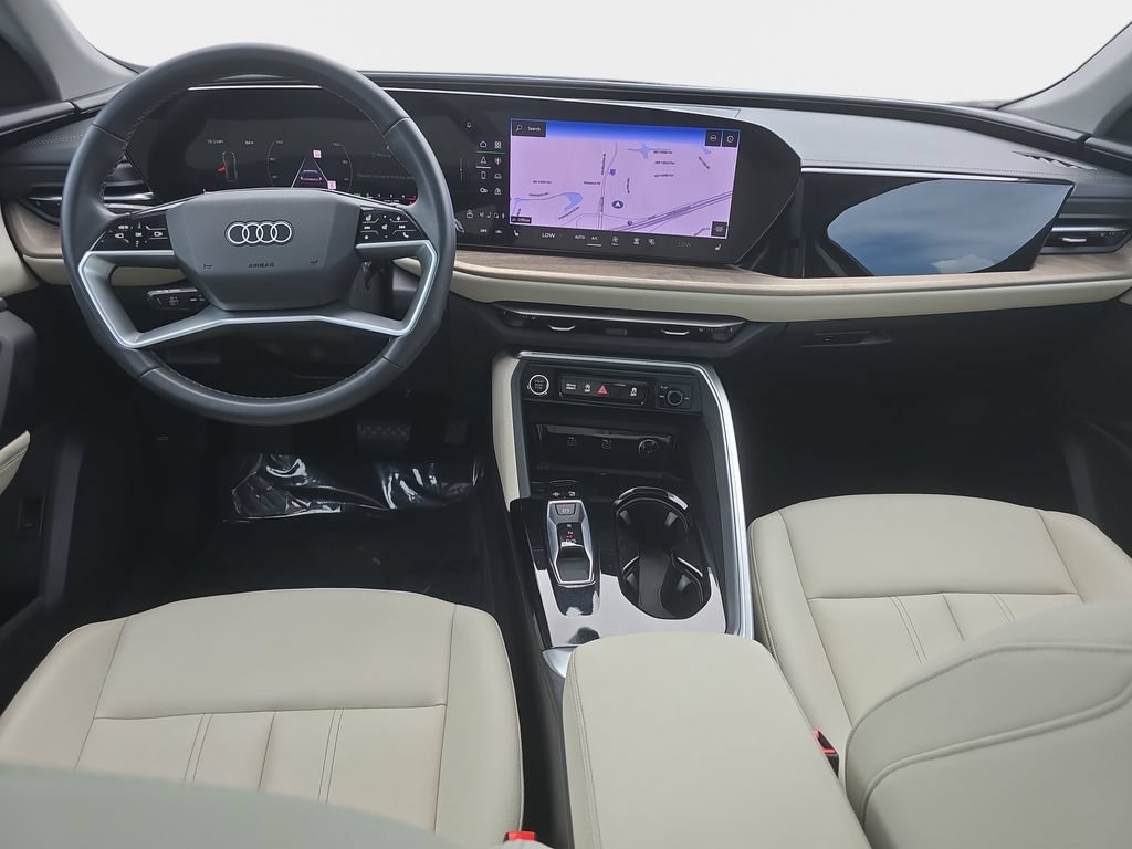 Certified 2025 Audi Q5 Premium w/ Convenience Package AWD/4WD image 9