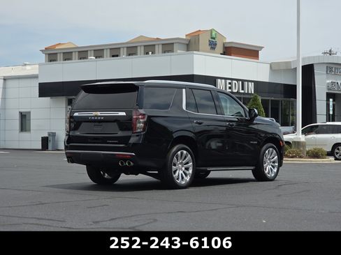 Used 2023 Chevrolet Tahoe Premier AWD/4WD image 7