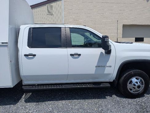 Used 2025 Chevrolet Silverado 3500 W/T w/ WT Convenience Package AWD/4WD image 19