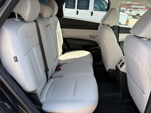 Used 2025 Hyundai Tucson SEL FWD image 15