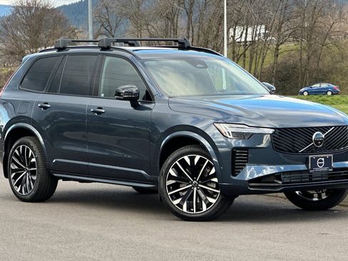 New 2026 Volvo XC90 T8 Ultra w/ Lounge Package image 1