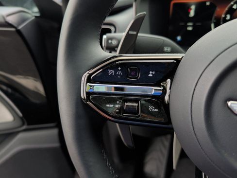 Used 2025 Aston Martin DBX 707 AWD/4WD image 19
