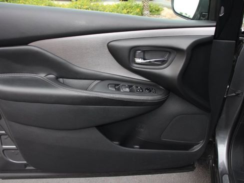 Used 2023 Nissan Murano SV FWD image 22