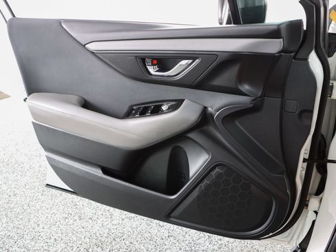 Used 2024 Subaru Outback Premium image 23