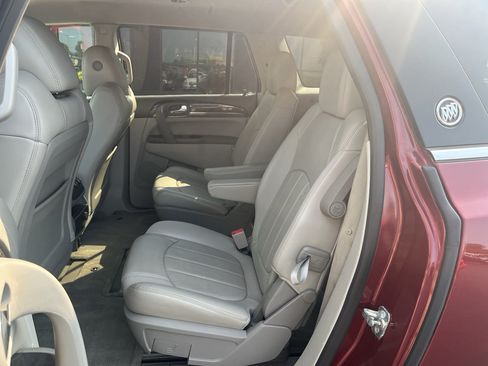 Used 2015 Buick Enclave Leather FWD image 32