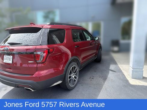 Used 2017 Ford Explorer Sport w/ Equipment Group 401A AWD/4WD image 3